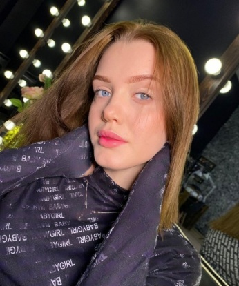 Встречи со мной наполнены страстью и нежностью, я могу удовлетворить своего партнера на множестве уровней. 💋
Мои услуги включают все, что ты можешь только пожелать, от классического секса до незабываемых экспериментов. 💥
Со мной ты сможешь полностью расслабиться и насладиться моим опытом. Мои нежные прикосновения и страстные поцелуи точно оставят тебе яркие воспоминания. 💏
Не стесняйся сказать мне о своих самых сокровенных фантазиях, ведь я всегда готова удовлетворить тебя. 👠
Мои фото настоящие, и клиенты всегда остаются довольны. Посмотри реальные отзывы о моей работе и убедись сам, насколько приятно провести время в моей компании. 🌟
Не упусти возможность окунуться в мир страсти и наслаждения со мной, дорогой. Жду тебя в Москве, чтобы сделать наше свидание незабываемым! 🌇💫 Ольга