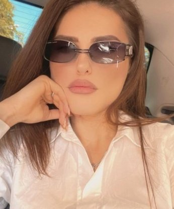Я опытная и нежная, всегда готова окунуть тебя в мир наслаждения. 🌹
🌟 Я создана для того, чтобы удовлетворить все твои желания и фантазии. Обладаю прекрасной фигурой и умением проводить незабываемое время. Мои нежные руки и тело хотят доставить тебе истинное блаженство. ❤️
💎 Сделаю твой вечер незабываемым! Раскрою перед тобой все свои тайны и прелести. Моя страстная натура заставит тебя ощутить настоящую женскую энергию. Только у меня ты можешь получить море ласки и нежности. 💋
📷 Фото настоящие! Посмотри на меня, и ты поймешь, что я та, кого ты всегда мечтал увидеть рядом с собой. 💃
💌 Мои услуги конфиденциальны и предназначены только для нашего удовольствия. Ты можешь быть уверен, что я сделаю все, чтобы ты остался доволен. ❤️
💯 Я гарантирую тебе безупречные ощущения и заботу. Отзывы о моей работе всегда положительные, потому что я знаю, как удовлетворить самого взыскательного клиента.
📞 Так что не медли, дай мне знать, и я с радостью согрею тебя своей страстью и чувственностью. Живу в Москве и готова встретиться с тобой в любое время. Уверяю, наша встреча будет незабываемой! 💫 Людмила